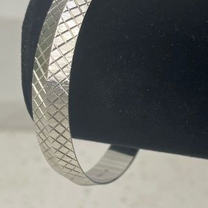 Monet Vintage Diamond Cut‎ Bangle Bracelet